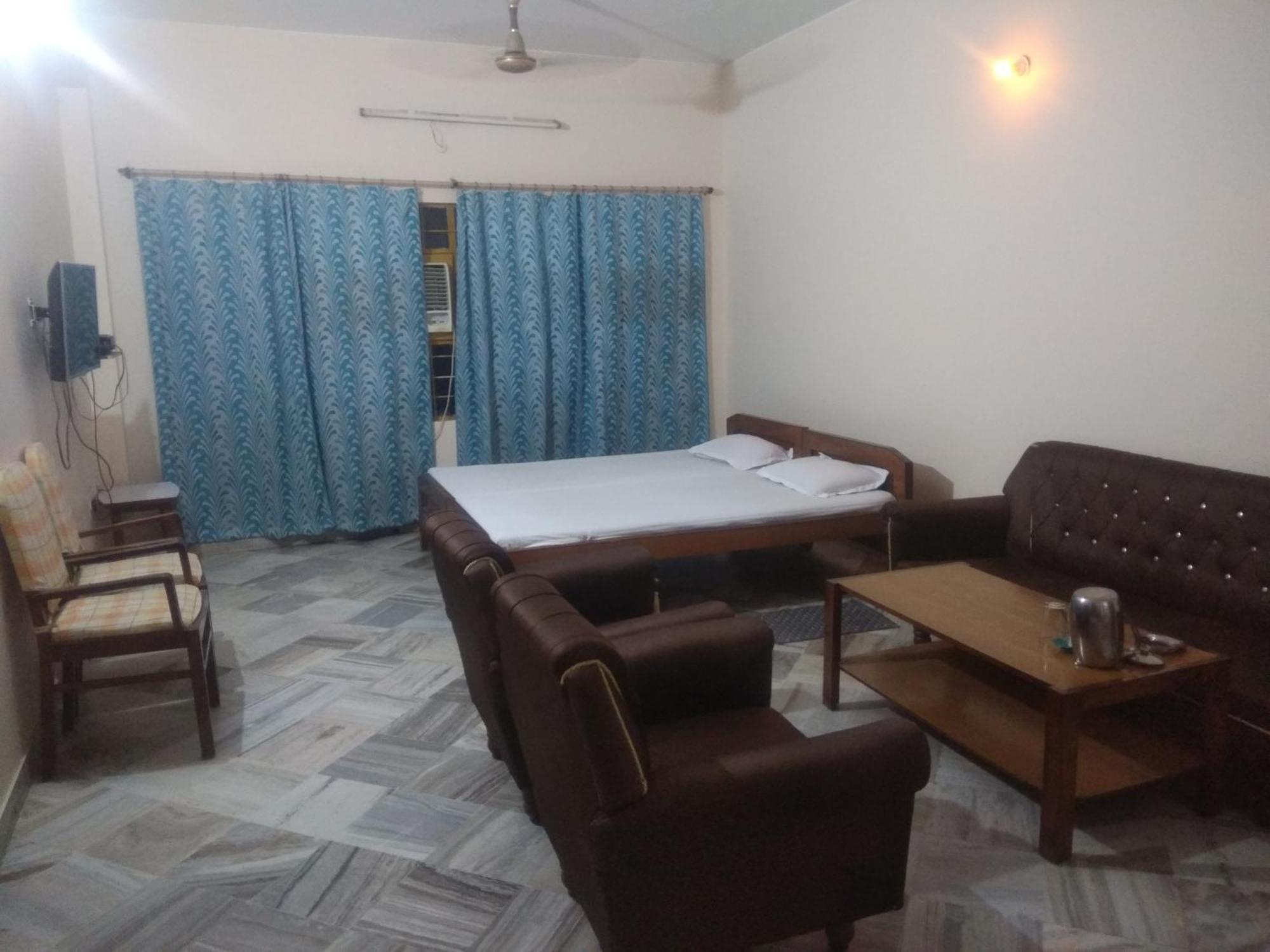 Motel Sayonara Begusarai Екстер'єр фото